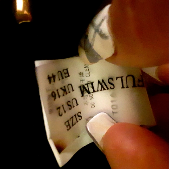 Swimsuit - Picture 3 of 3